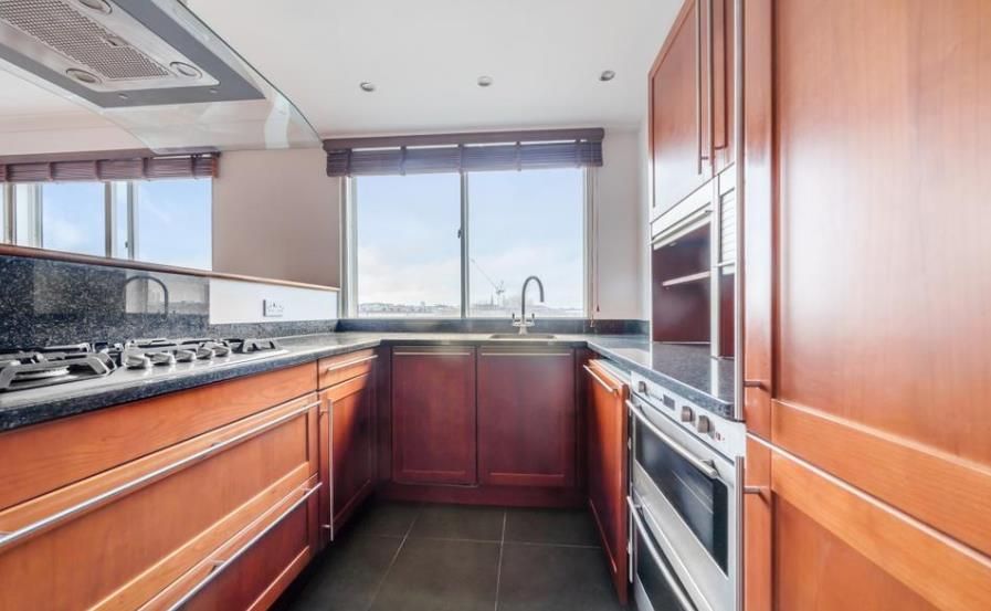 Property photo 2 of 7 15 Water Gardens 2.2 04.02.Png