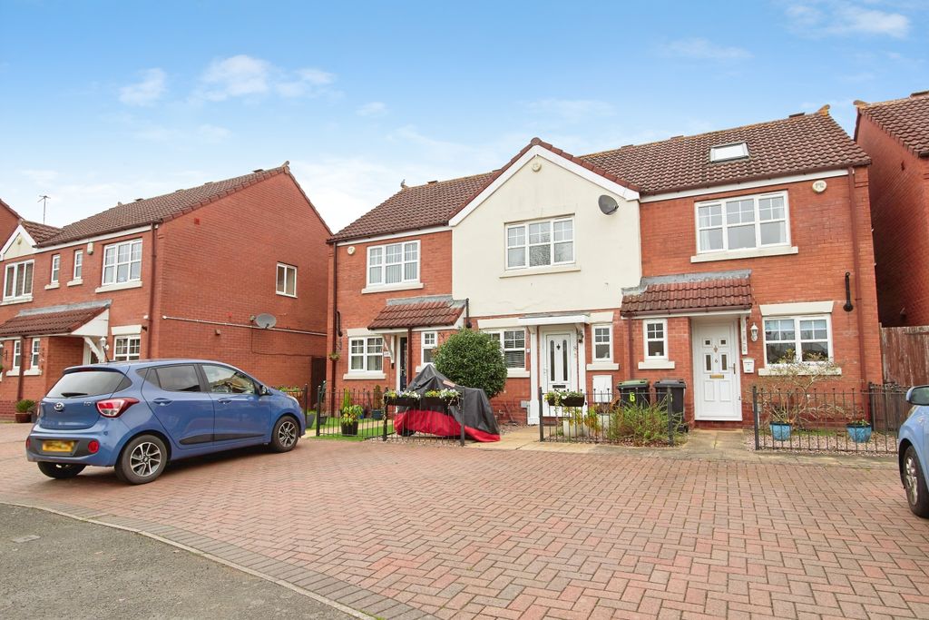 Property photo 1 of 23