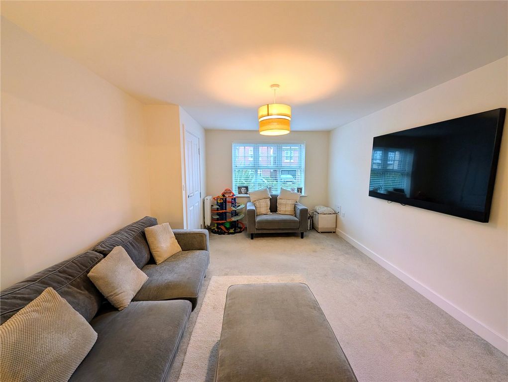 Property photo 3 of 22 Picture No. 26
