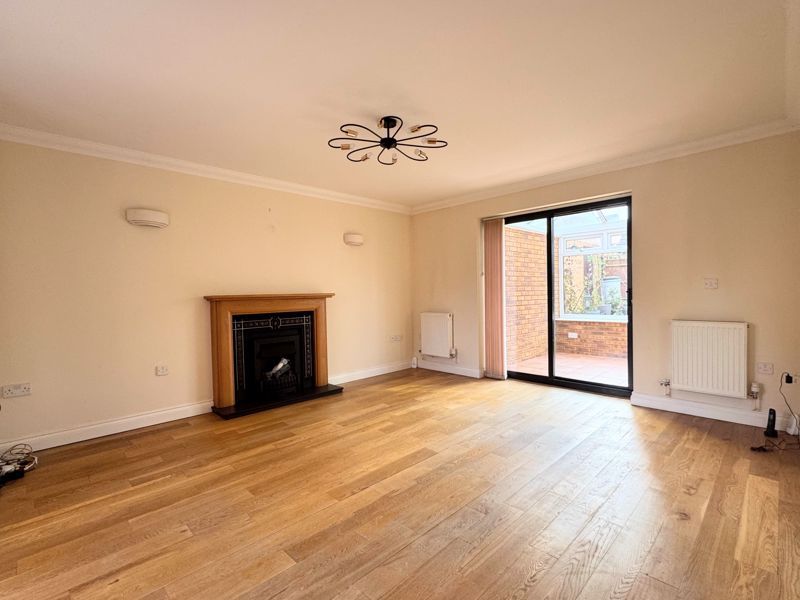 Property photo 2 of 9 Photo 27