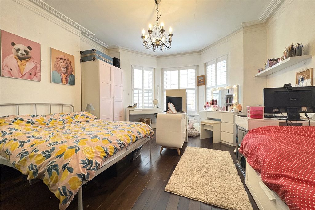 Property photo 3 of 13 Picture No. 10