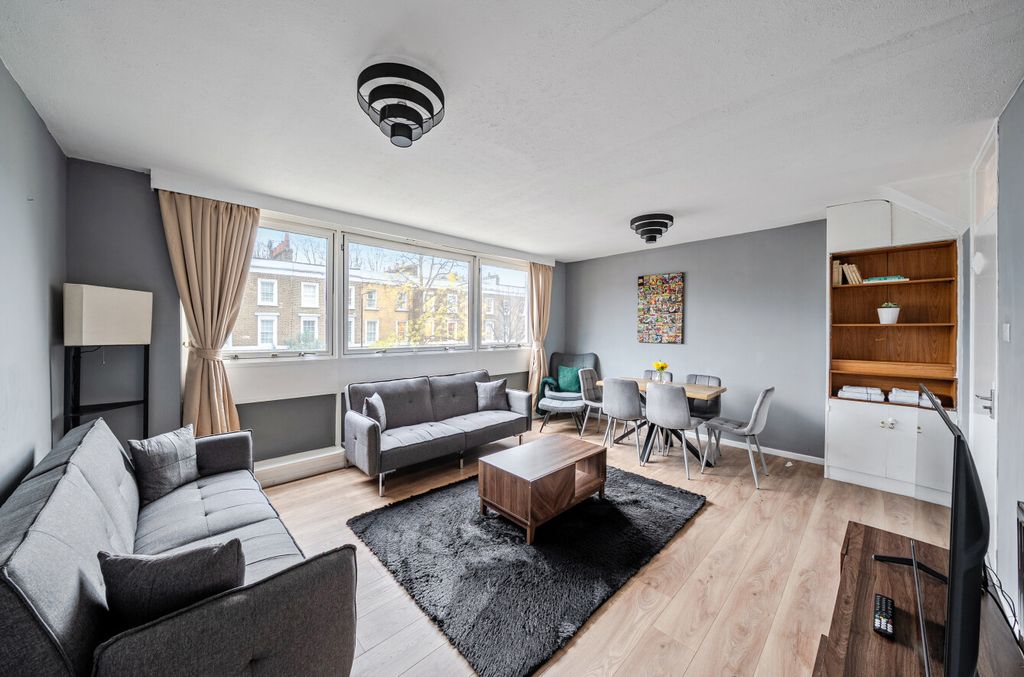 Property photo 2 of 14 1386927-12-693846...