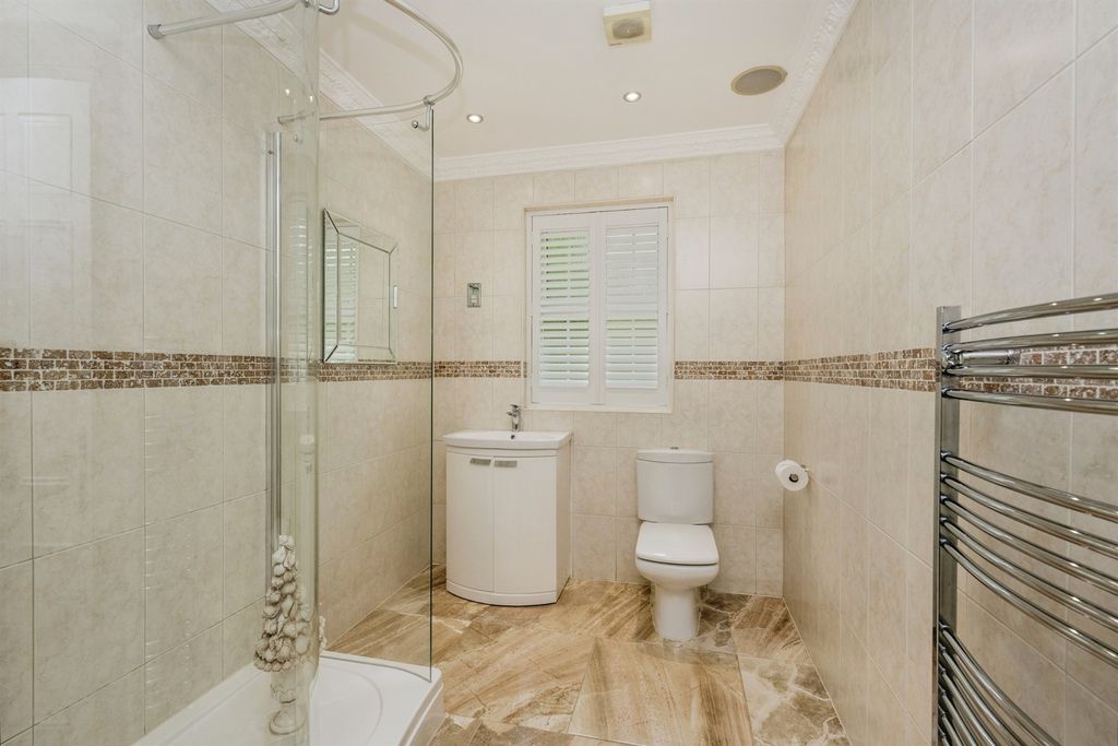 Additional image 19 of 5 bed detached house for saleCwrt Ty Gwyn, Llangennech, Llanelli SA14