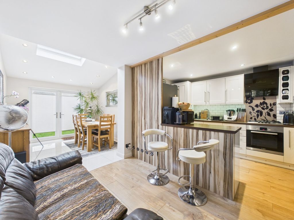 Property photo 3 of 12 Picture No. 04