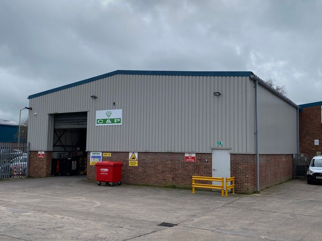 Property photo 1 of 9 Photo 9