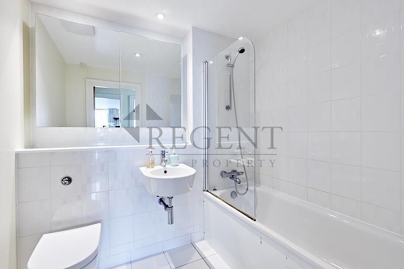 Property photo 2 of 7 Bathroom