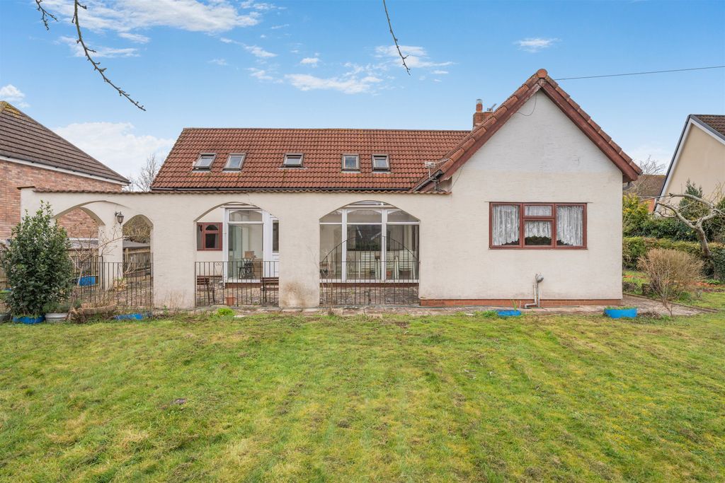 Property photo 1 of 22