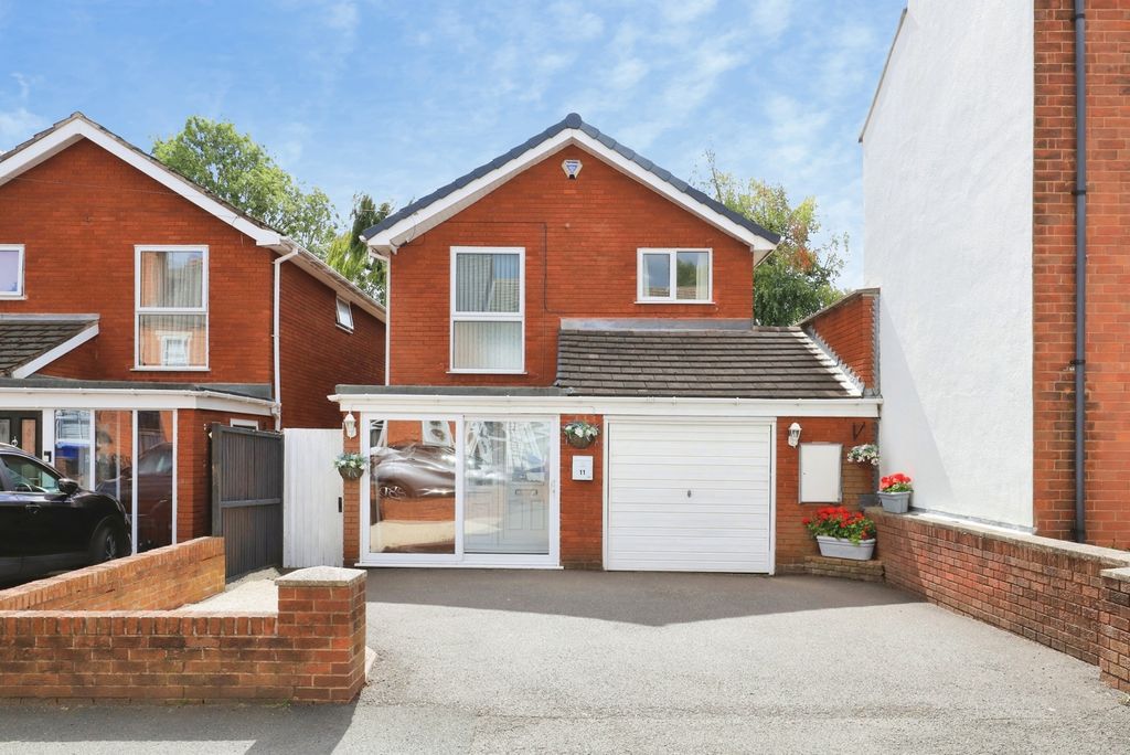 Property photo 1 of 26 Pbox-Img.Jpg