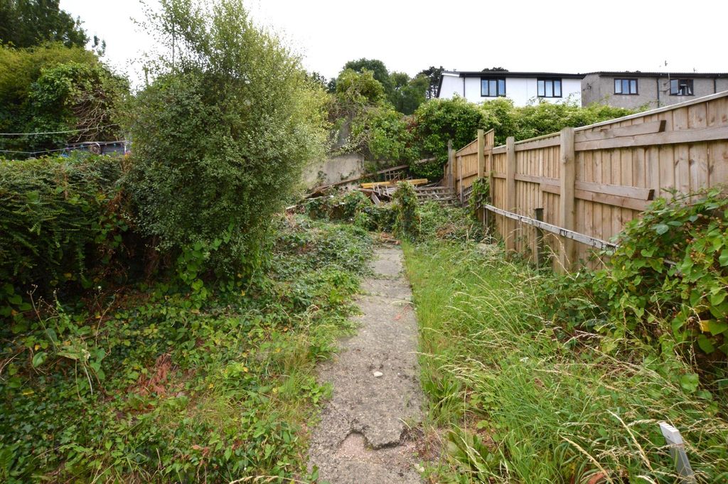 Property photo 2 of 12 2 - Picture No. 07
