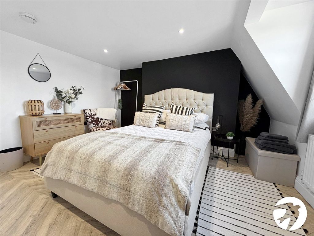 Property photo 2 of 10 Picture No. 03