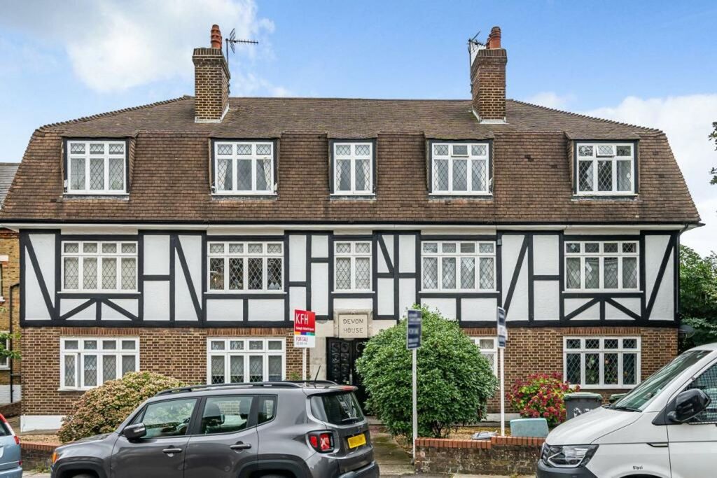 Property photo 1 of 14 Front View