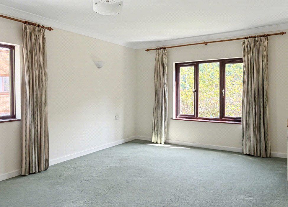 Property photo 3 of 7 Picture No. 02