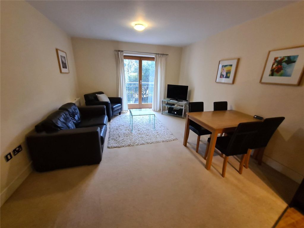 Property photo 2 of 9 Picture No. 01