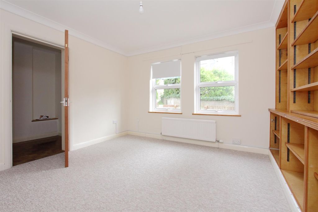 Property photo 3 of 17 Vicarage Fordington Ph19.Jpg