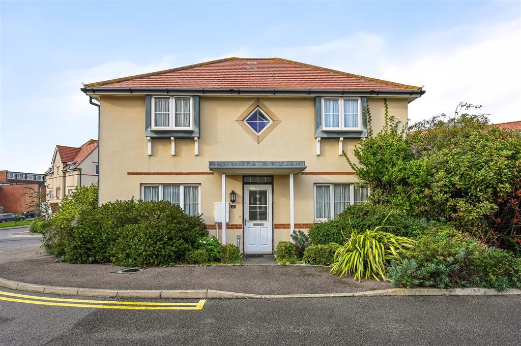 Property photo 1 of 22 2 Northcliffe - Tn401Ra - Photos (20).Jpg