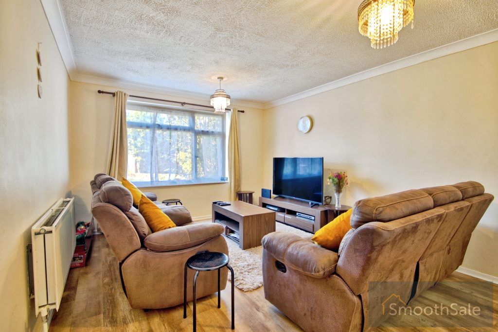 Property photo 2 of 23