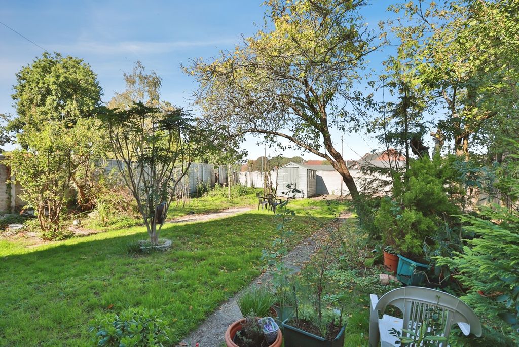 Property photo 2 of 16 Pbox-Img.Jpg