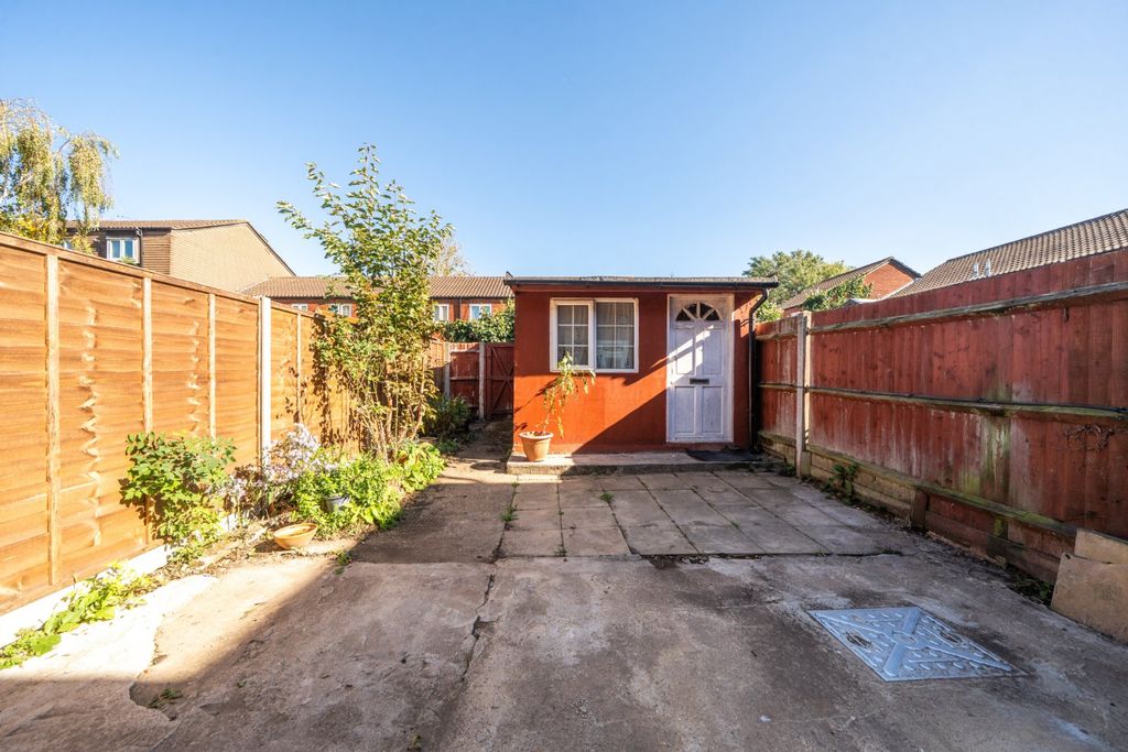 Property photo 3 of 12 Picture No. 06