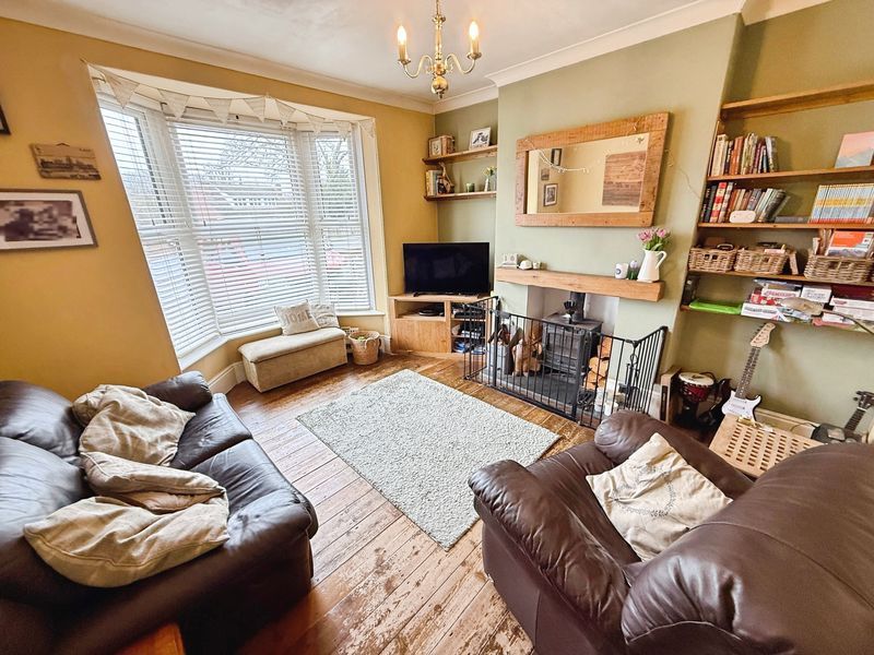 Property photo 2 of 12 Living Room