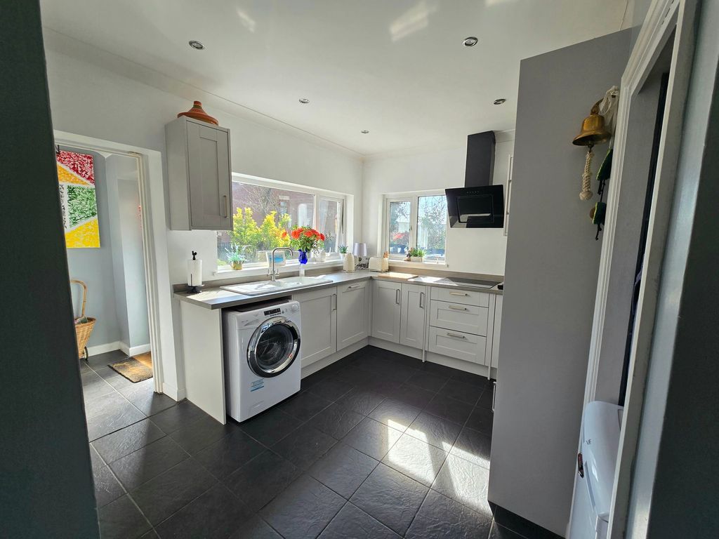 Additional image 8 of 3 bed semi-detached bungalow for saleBrynheulog, Brynmenyn CF32