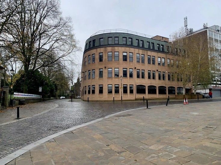 Property photo 1 of 7