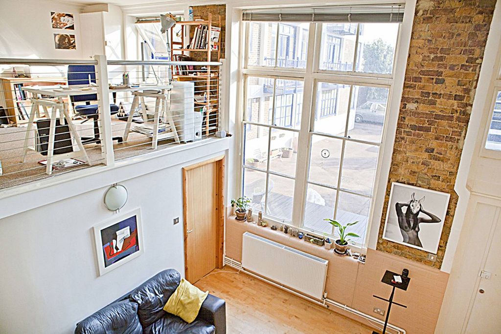 Property photo 3 of 10