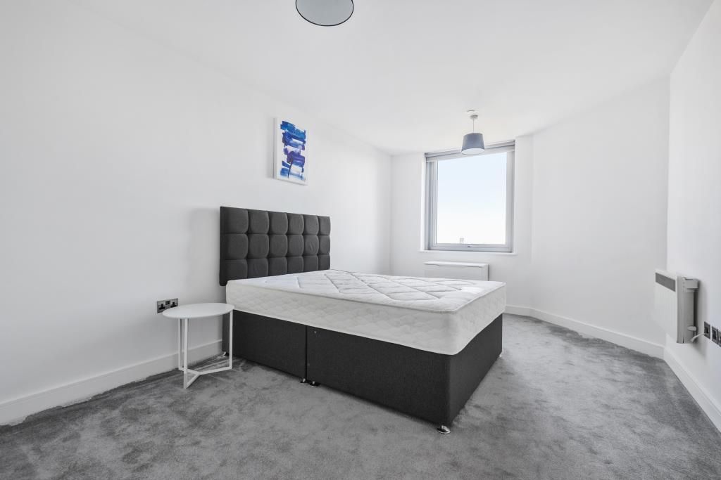 Property photo 2 of 10 Bedroom