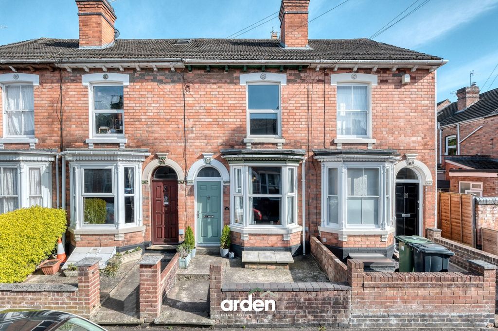 Property photo 1 of 11