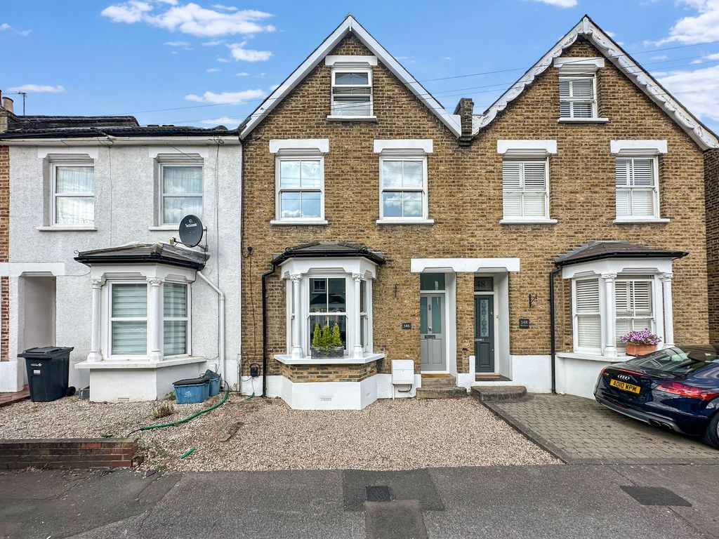 Property photo 3 of 12