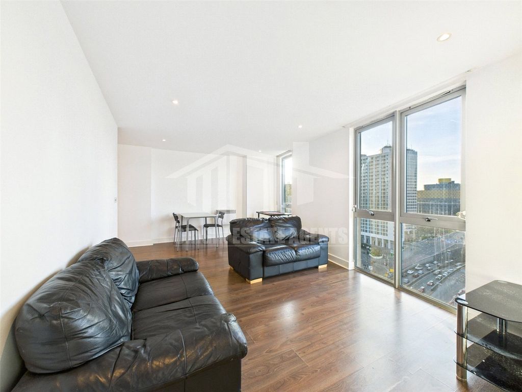 Property photo 2 of 9 Picture No. 02