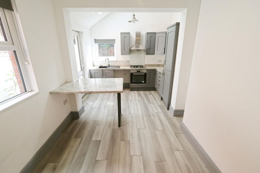 Property photo 2 of 13 Kitchen/Diner