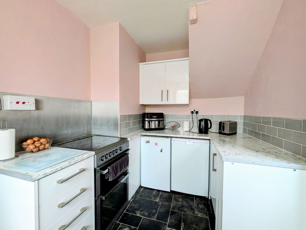 Property photo 3 of 6 1000002253