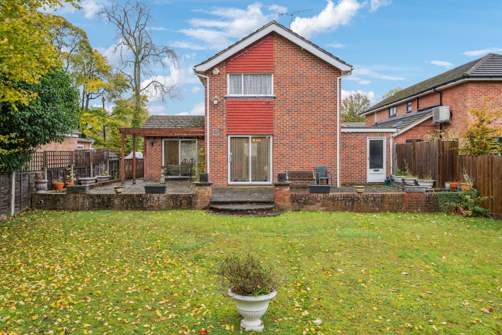 Property photo 2 of 10