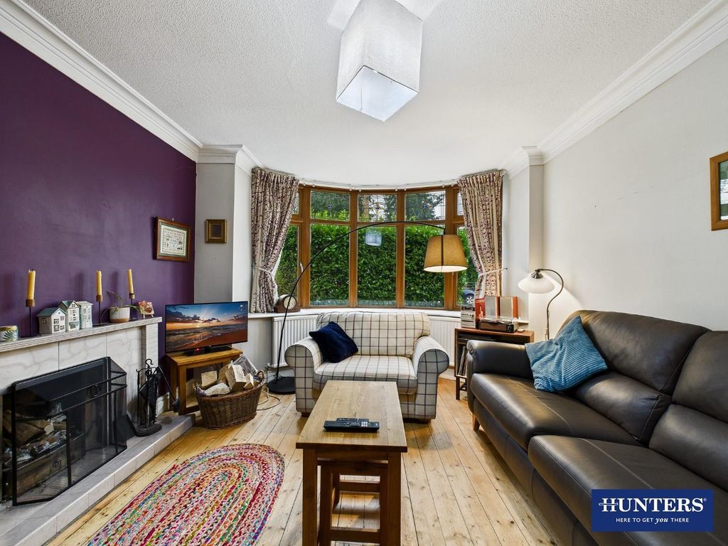 Property photo 2 of 26 Cam04559G0-Pr0295-Still006.Jpg