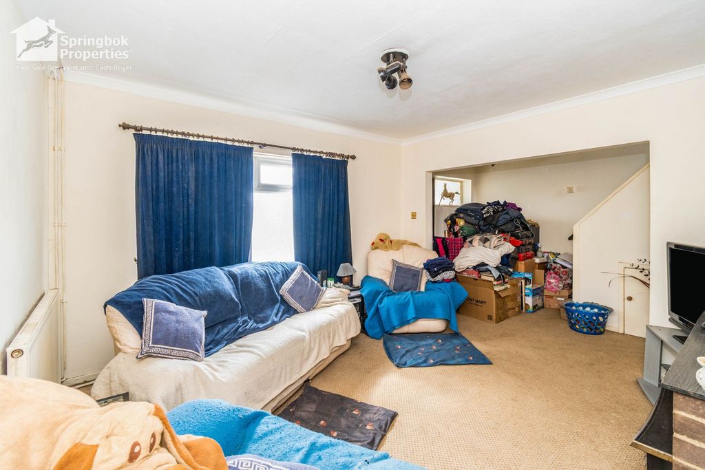 Property photo 3 of 16 Image 2