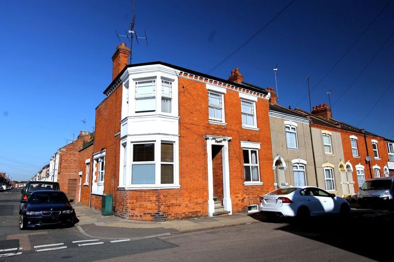 Property photo 1 of 9 Photo 2