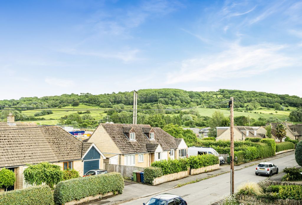 Property photo 2 of 17 1467804-3-6A1F13c...