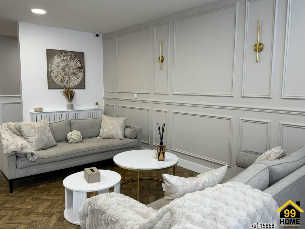 Property photo 3 of 19 Photo 2