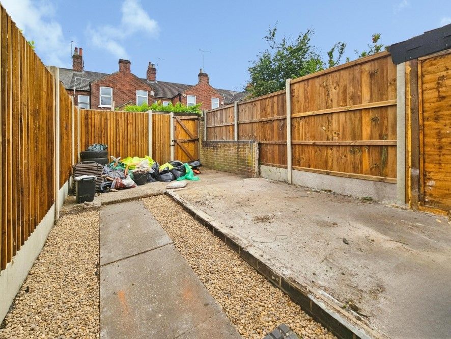 Property photo 2 of 10