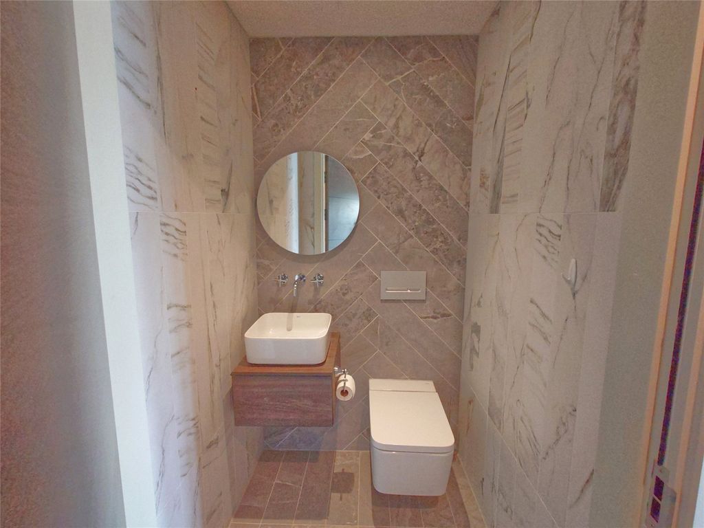 Additional image 10 of 2 bed flat for saleThe Hideaway, Tremorvah Barton, Truro, Cornwall TR1