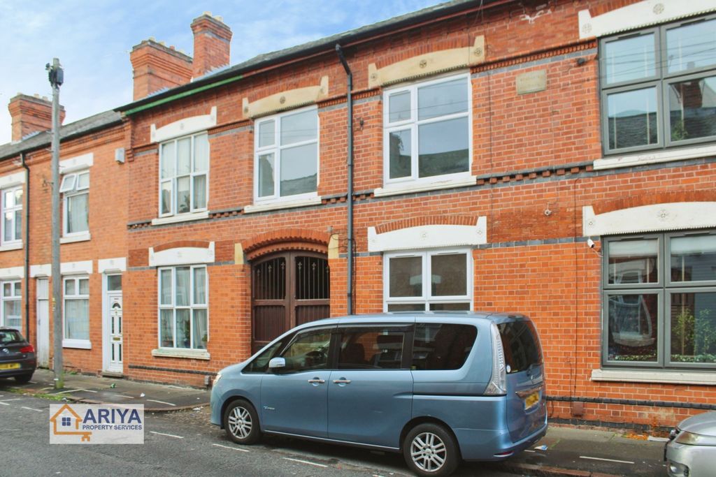 Property photo 1 of 14