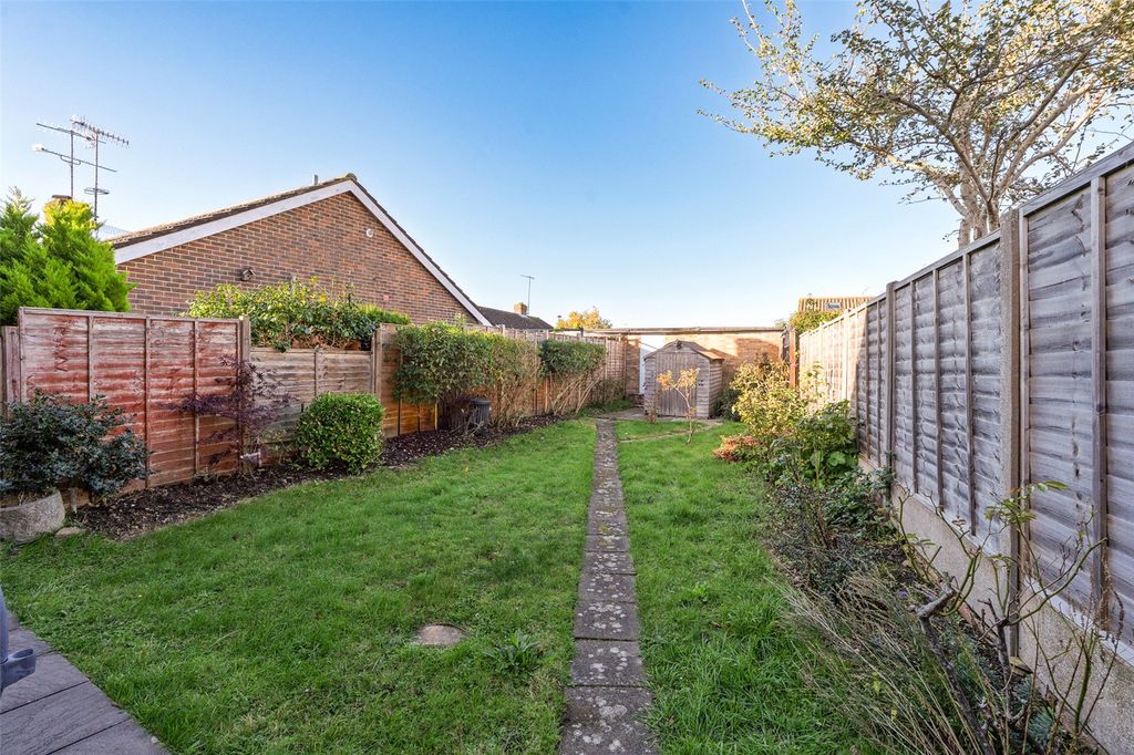 Property photo 2 of 20 Picture No. 12