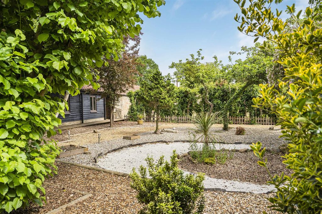 Property photo 3 of 49 49_53546.Jpg