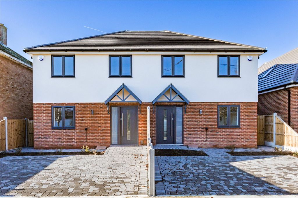 Property photo 1 of 14 Front