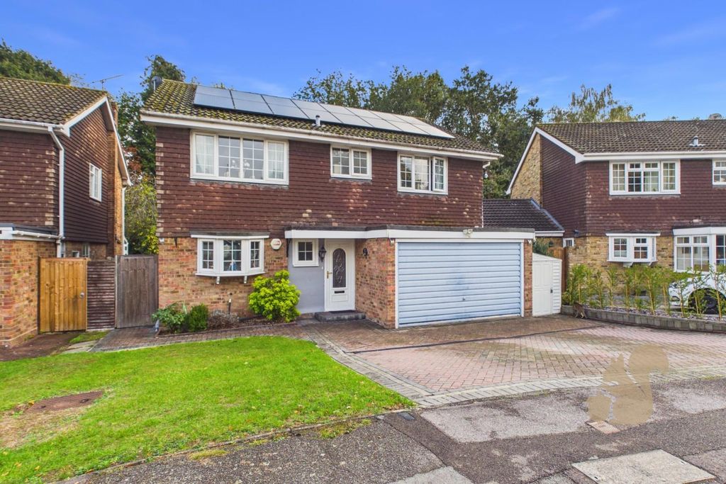 Property photo 1 of 20 Cam01814G0-Pr0182-Still004.Jpg