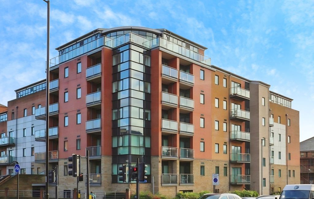 Property photo 1 of 6