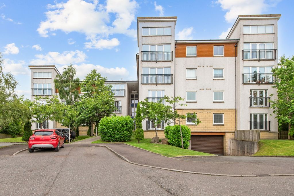 Property photo 1 of 27 5269142