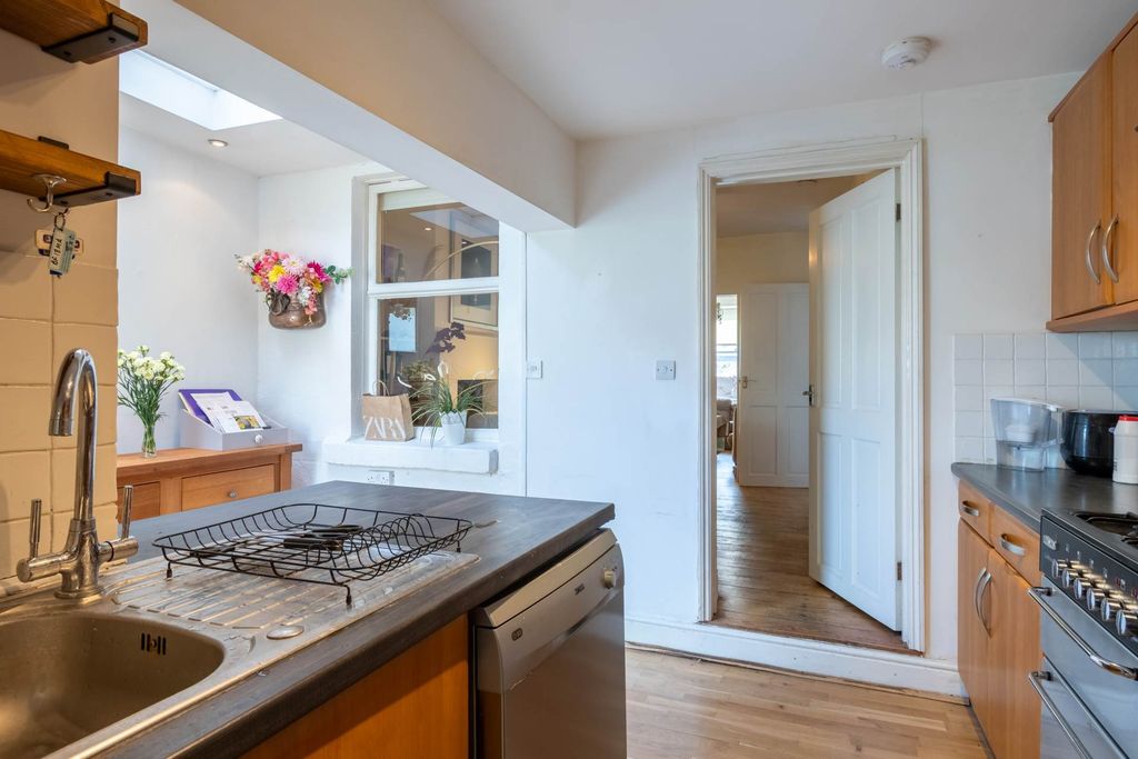 Additional image 8 of 2 bed terraced house to rentFaulkland Road, Bath BA2