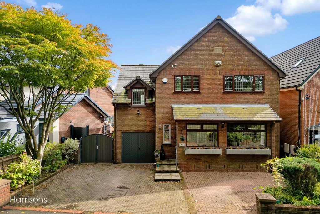Property photo 1 of 42 5423531