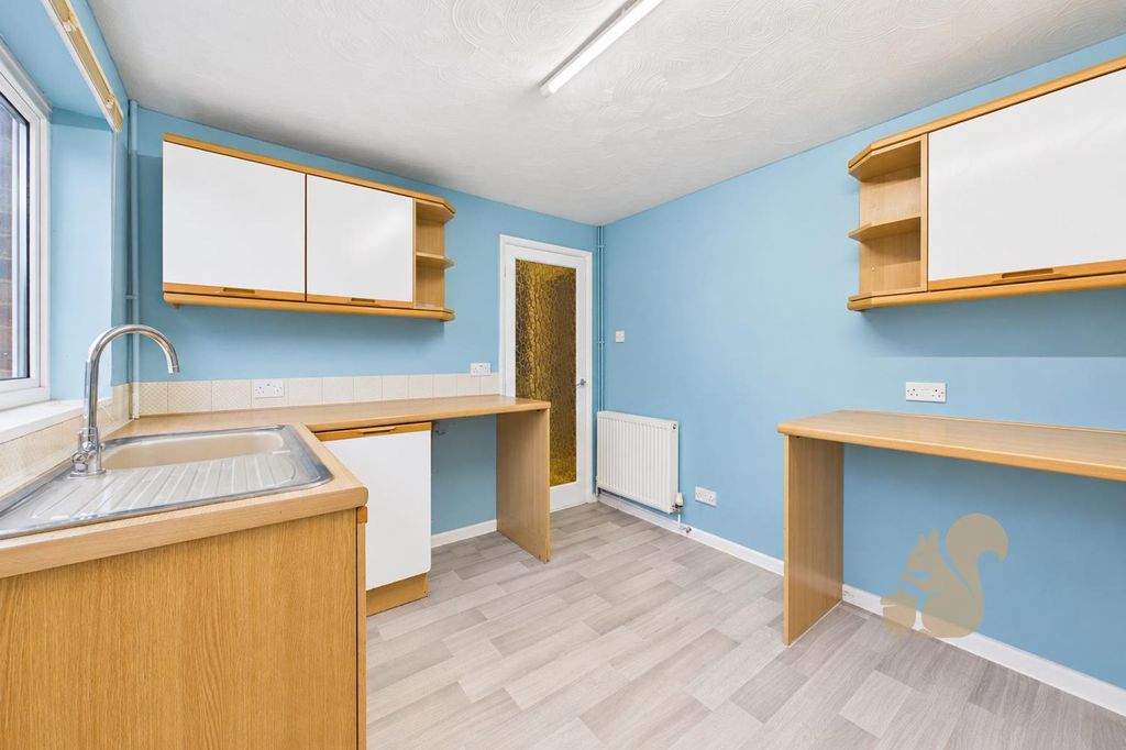Property photo 3 of 19 Kitchen 2.Png